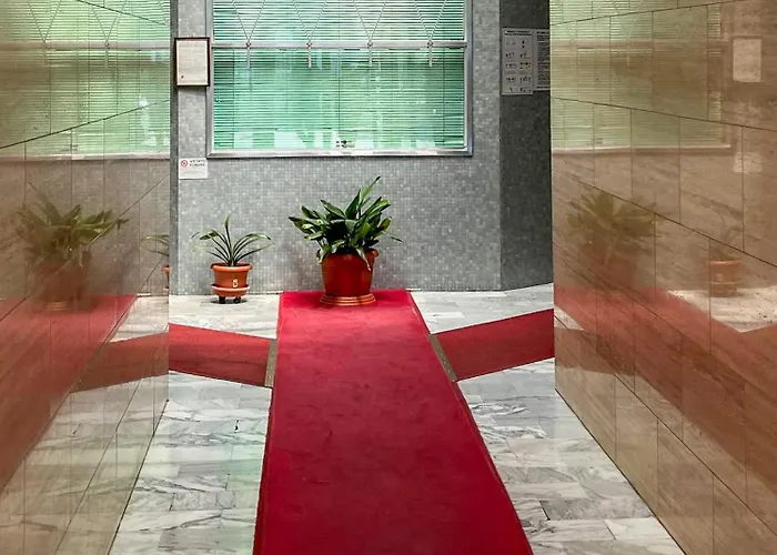 Апартаменты Loreto 15 Mins From Duomo - M1 Rovereto